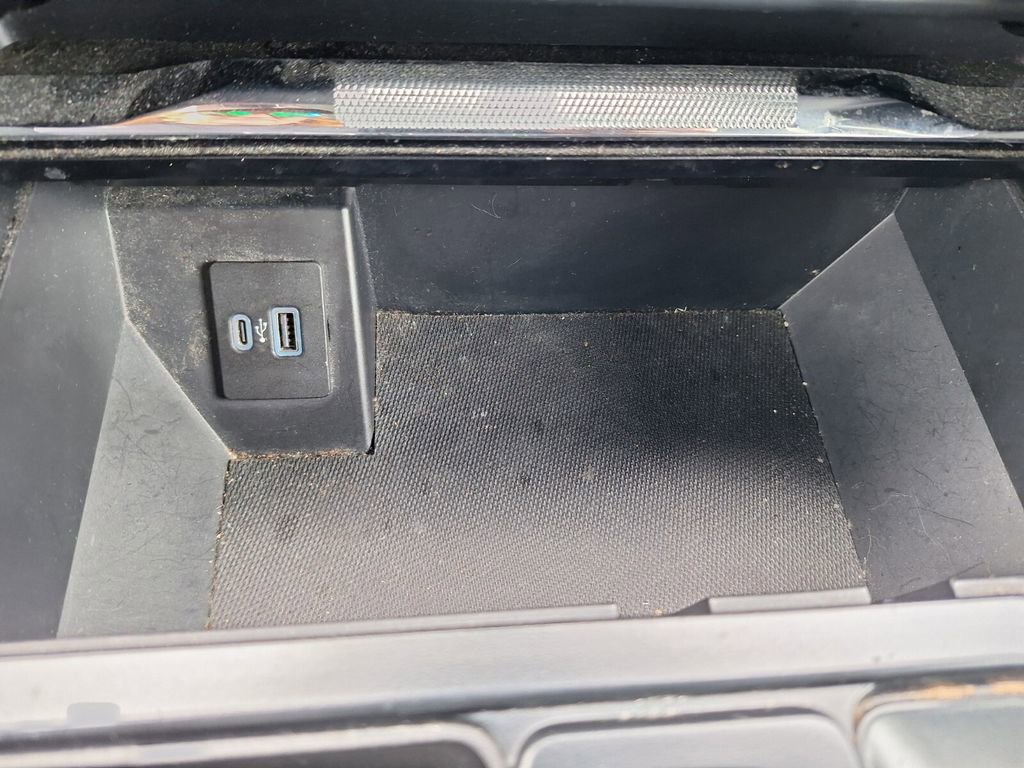 Used 2023 Ford F150 Lariat image 17