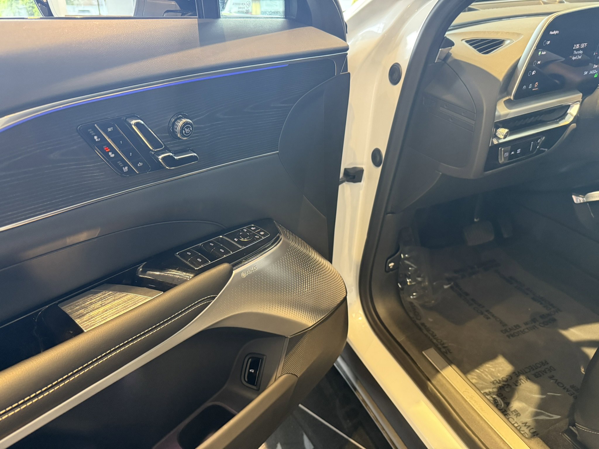 Certified 2024 Cadillac Lyriq Luxury w/ LPO, Floor Liner Package image 16