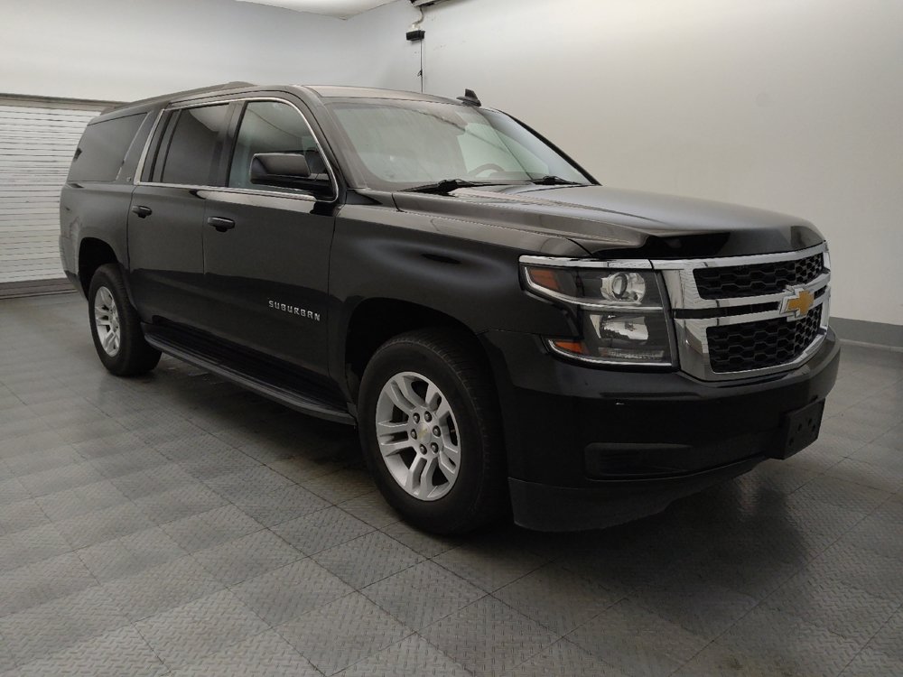 Used 2018 Chevrolet Suburban LT AWD/4WD image 13