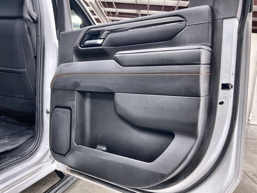 Used 2025 GMC Sierra 2500 AT4 AWD/4WD image 25