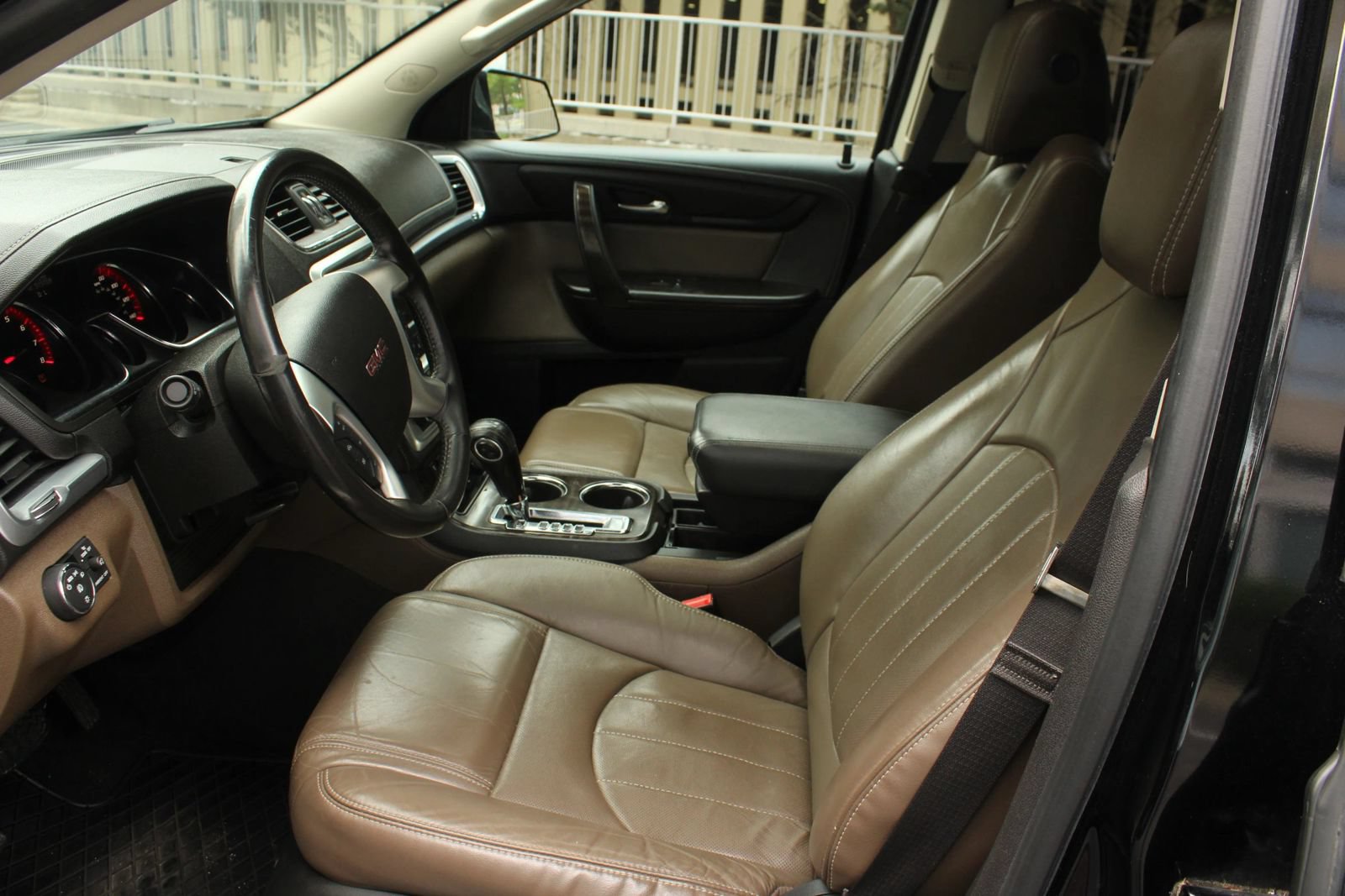 Used 2017 GMC Acadia Limited SLT AWD/4WD image 14