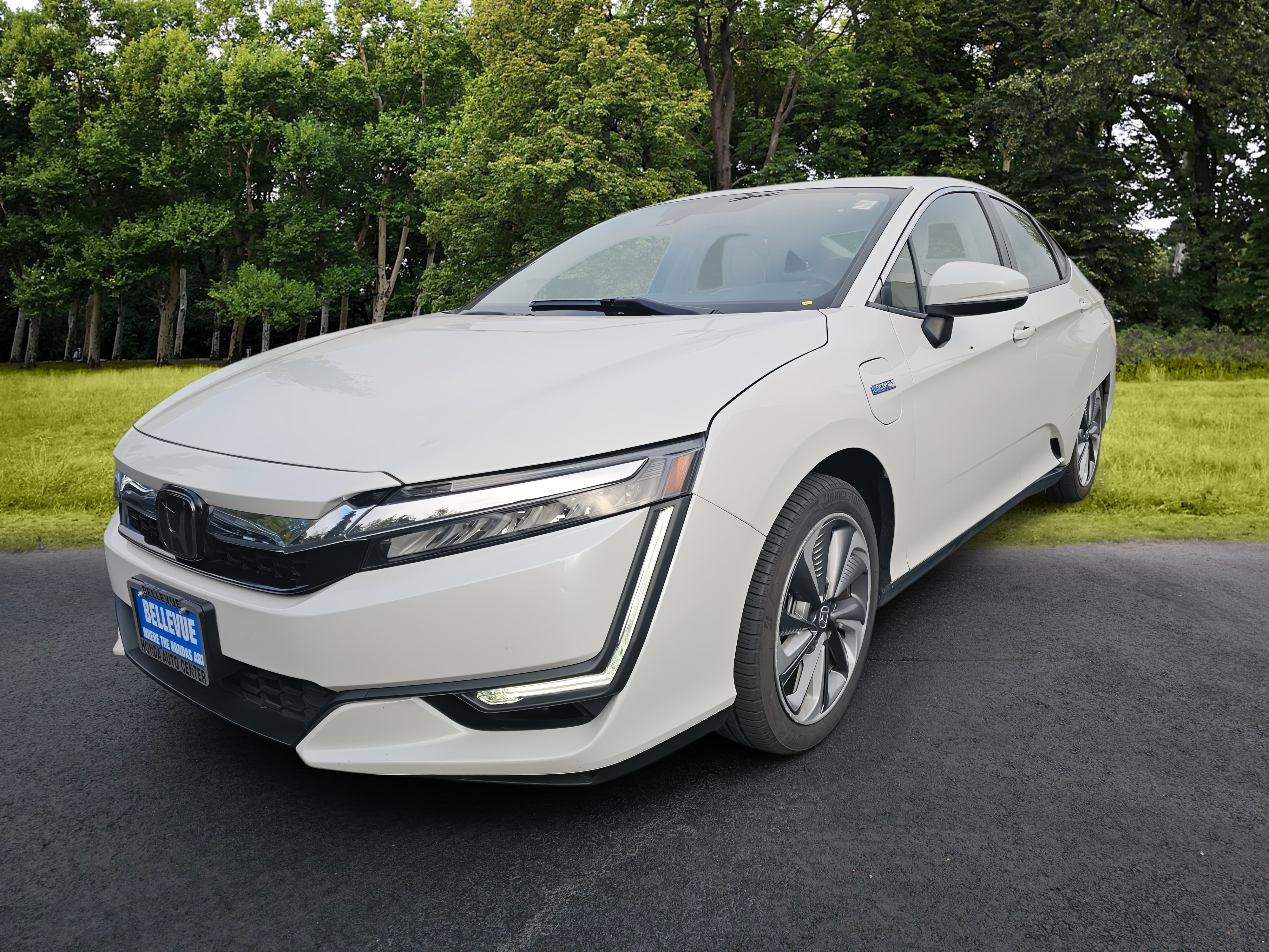Used 2020 Honda Clarity Touring image 3