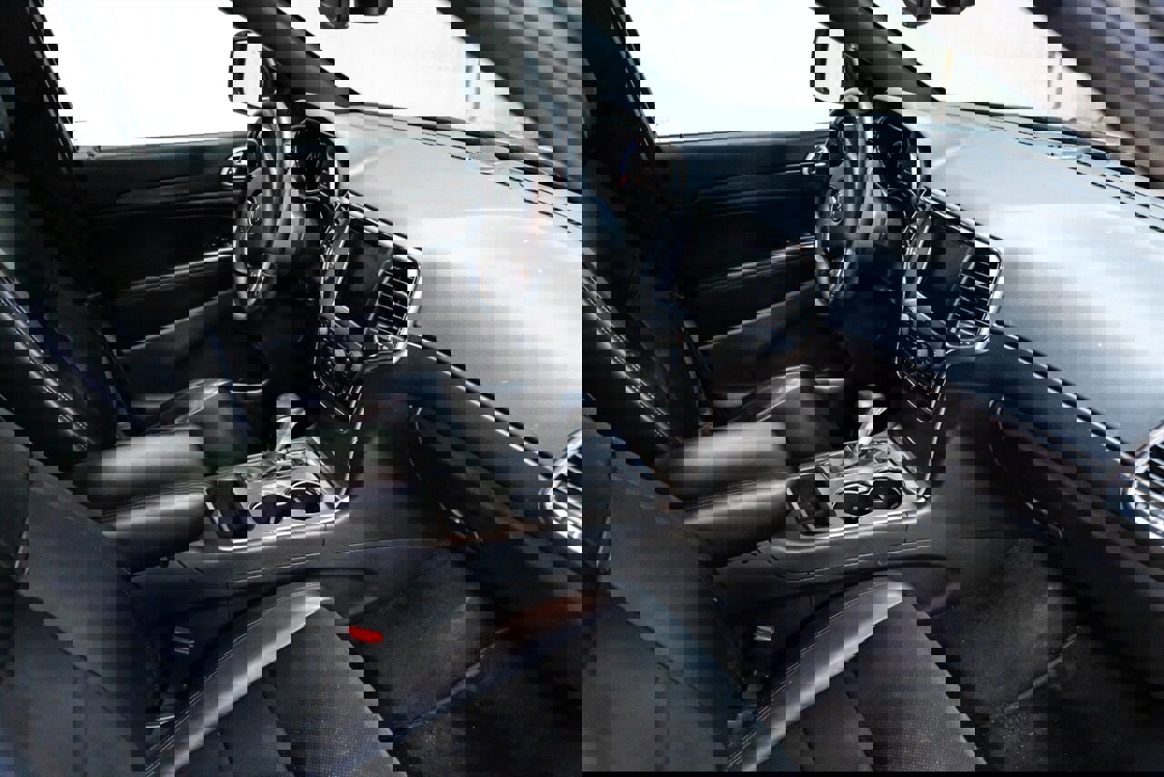 Used 2018 Jeep Grand Cherokee Altitude image 18