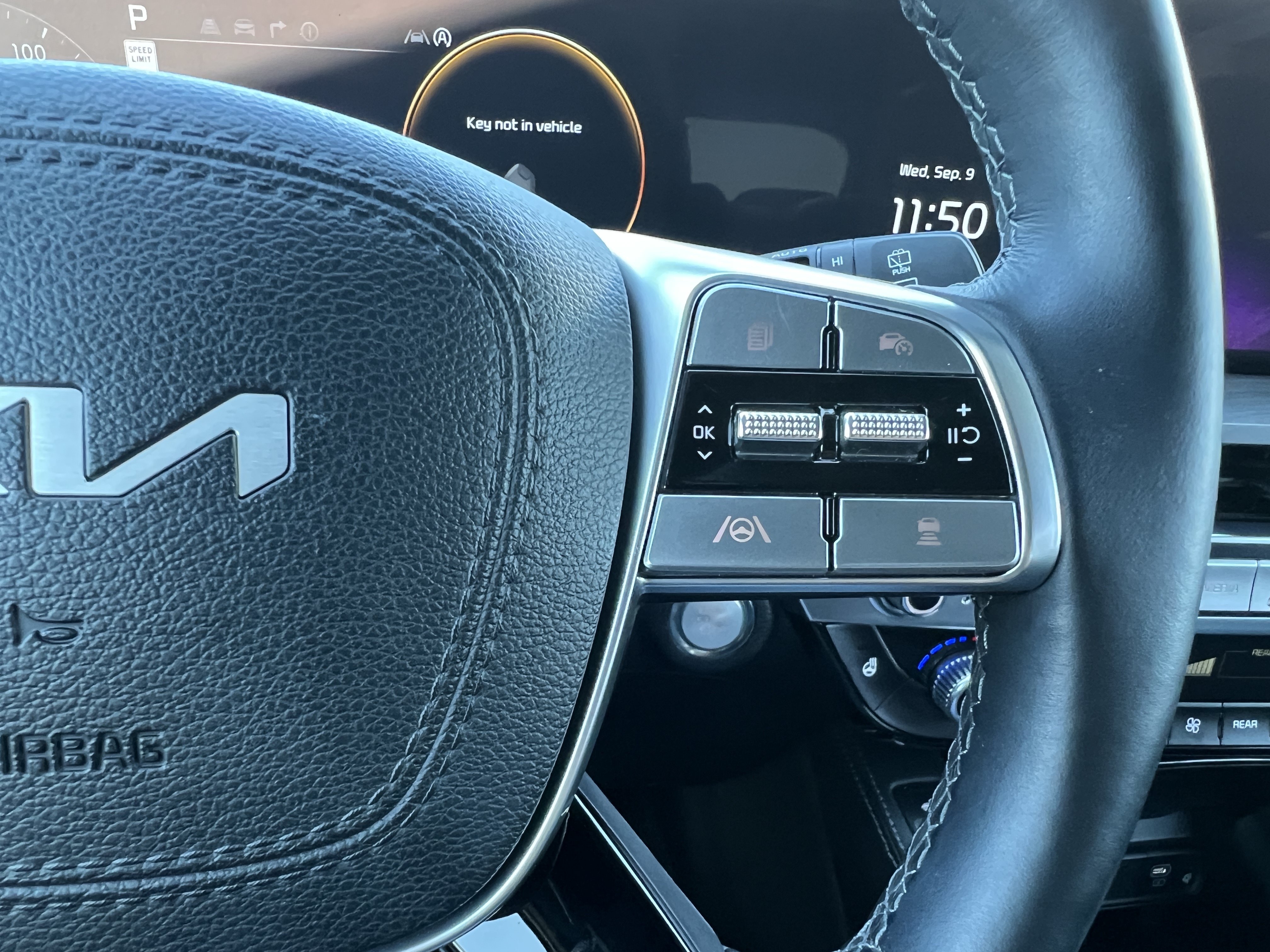 Certified 2025 Kia Telluride SX Prestige X-Line AWD/4WD image 26