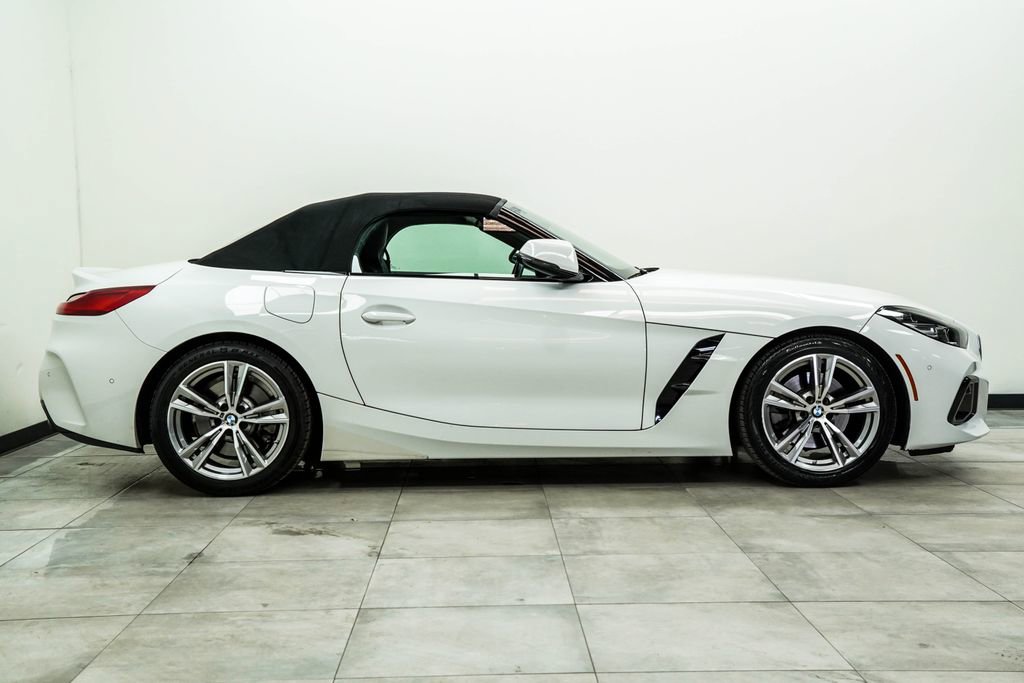 Used 2025 BMW Z4 sDrive30i RWD image 11