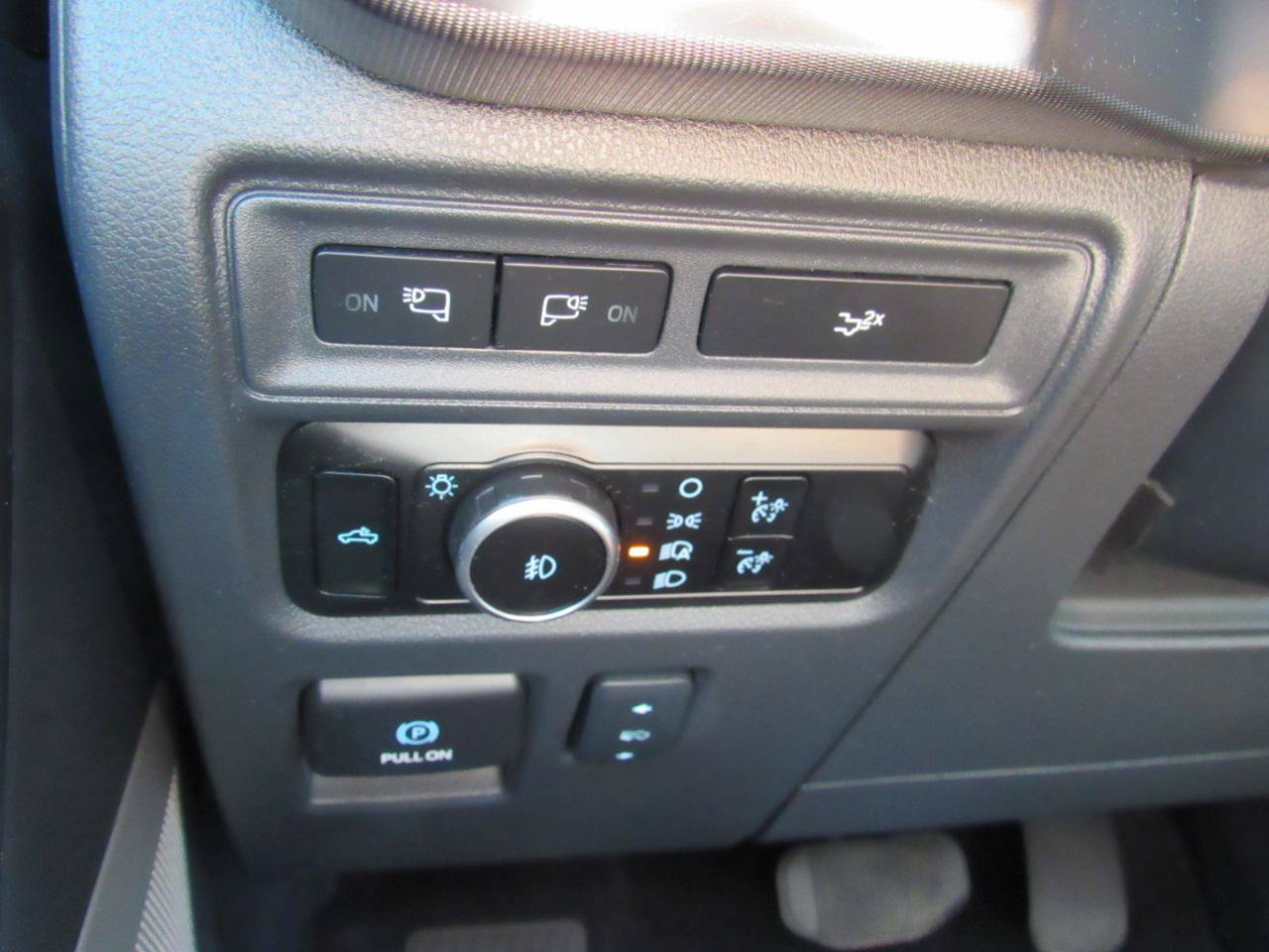 Used 2024 Ford F150 Lariat AWD/4WD image 20