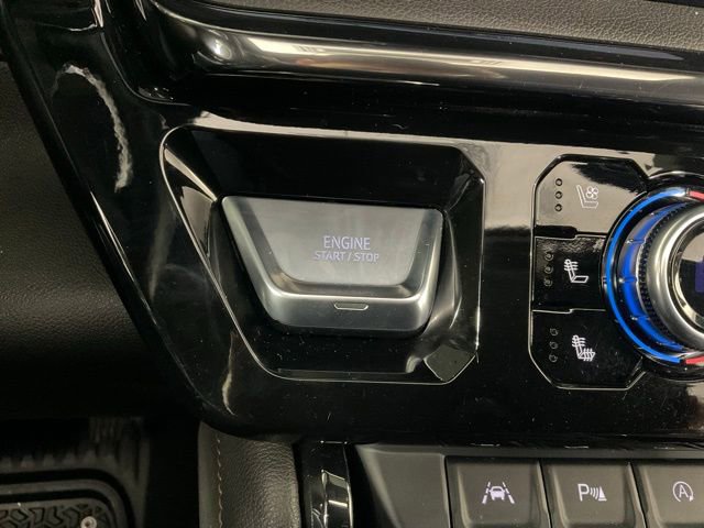 Used 2022 GMC Sierra 1500 AT4 w/ AT4 Premium Package image 17