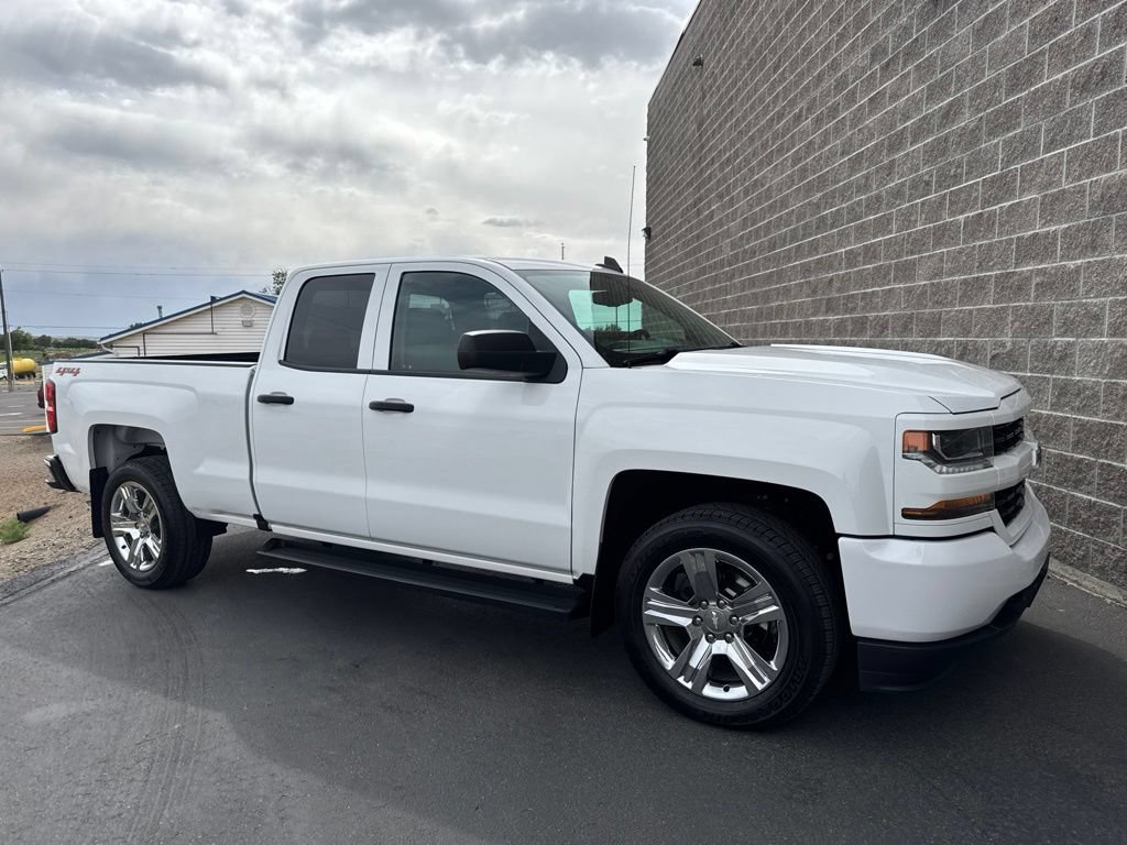Used 2019 Chevrolet Silverado 1500 Custom w/ Custom Convenience Package