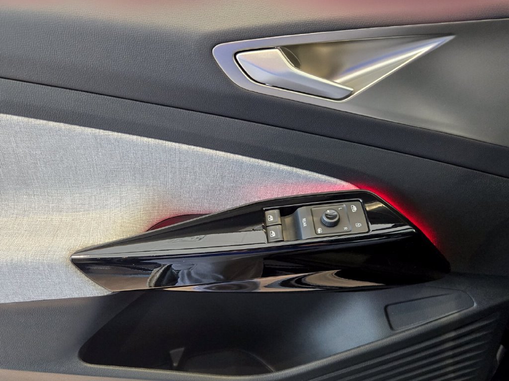 New 2026 Volkswagen ID.4 Pro RWD image 10