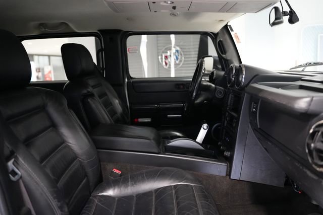 Used 2005 HUMMER H2 w/ Preferred Equipment Group AWD/4WD image 20