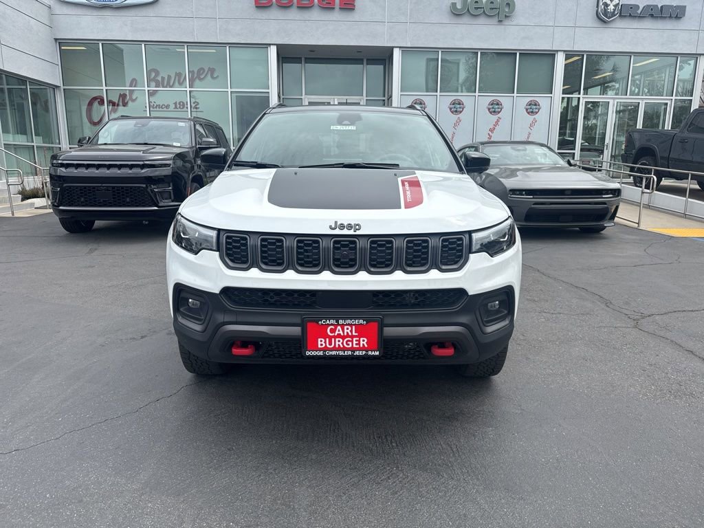 Certified 2025 Jeep Compass Trailhawk w/ Trailhawk Elite Group image 2