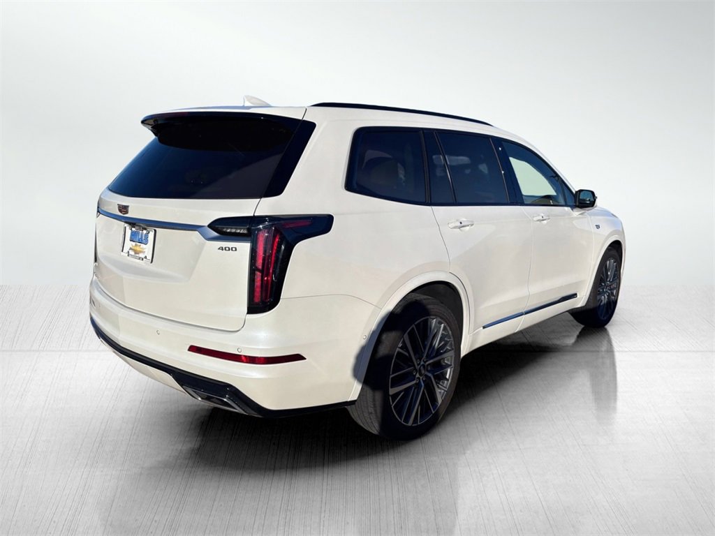 Used 2023 Cadillac XT6 Sport w/ Platinum Package image 5