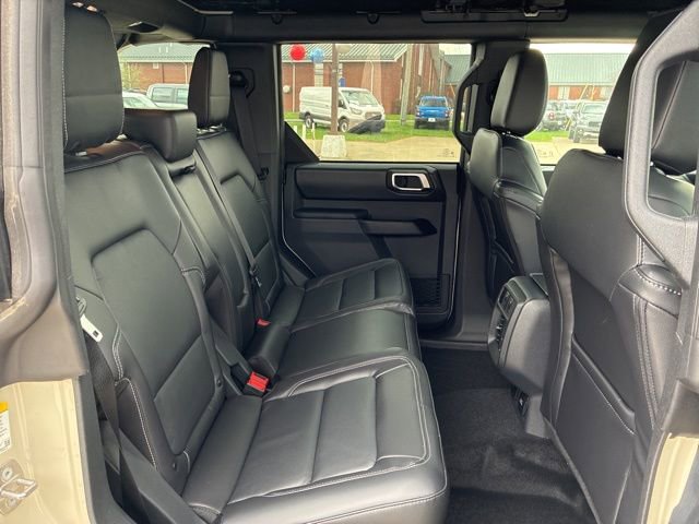 New 2025 Ford Bronco Outer Banks image 25