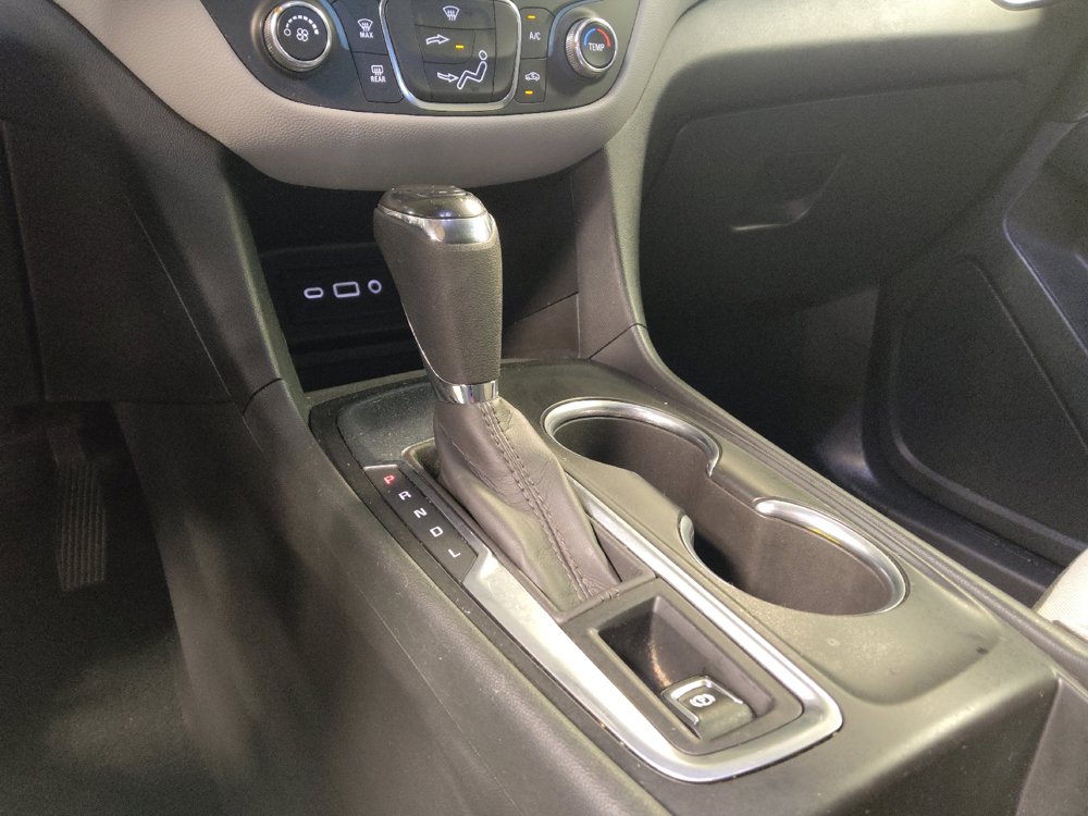 Used 2020 Chevrolet Equinox LS w/ LS Convenience Package FWD image 26