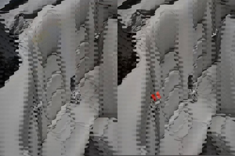 Used 2001 Jaguar XKR Convertible image 20