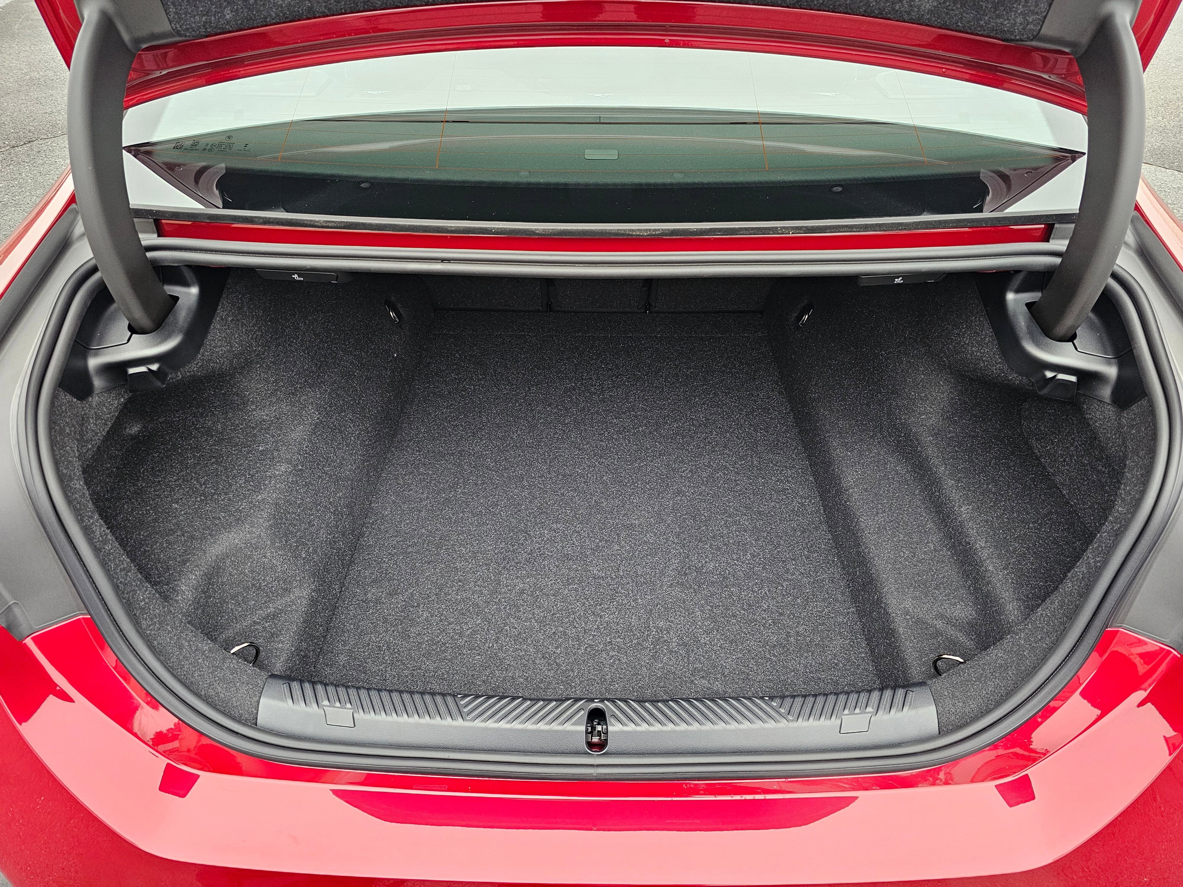 New 2026 BMW M5 w/ Carbon Package image 61