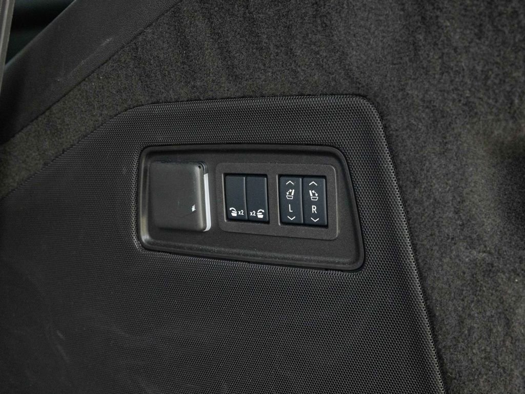 Used 2025 Cadillac Escalade Premium Luxury w/ Touring Package image 55