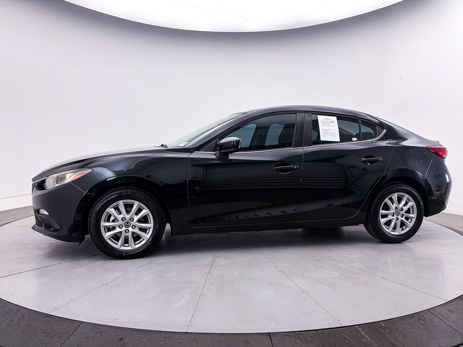 Used 2016 MAZDA MAZDA3 i Touring FWD image 32