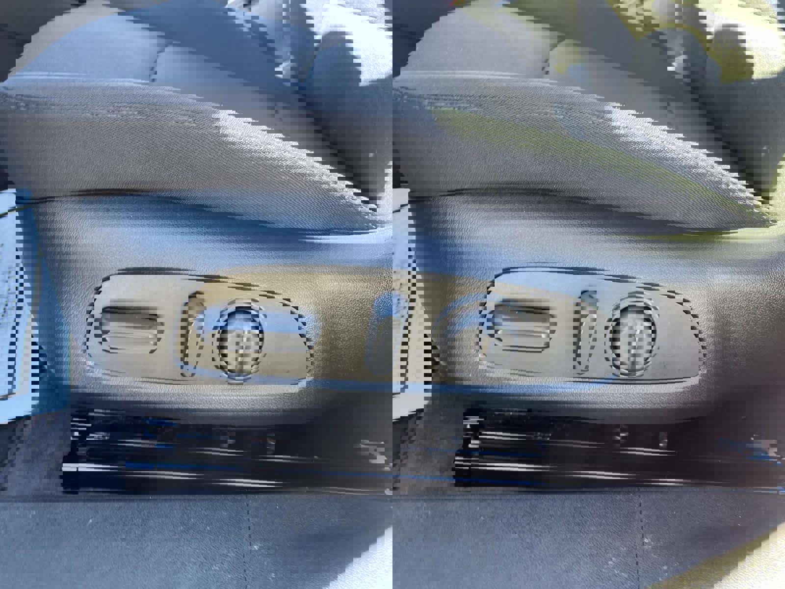 Used 2022 Chevrolet Malibu LT image 22