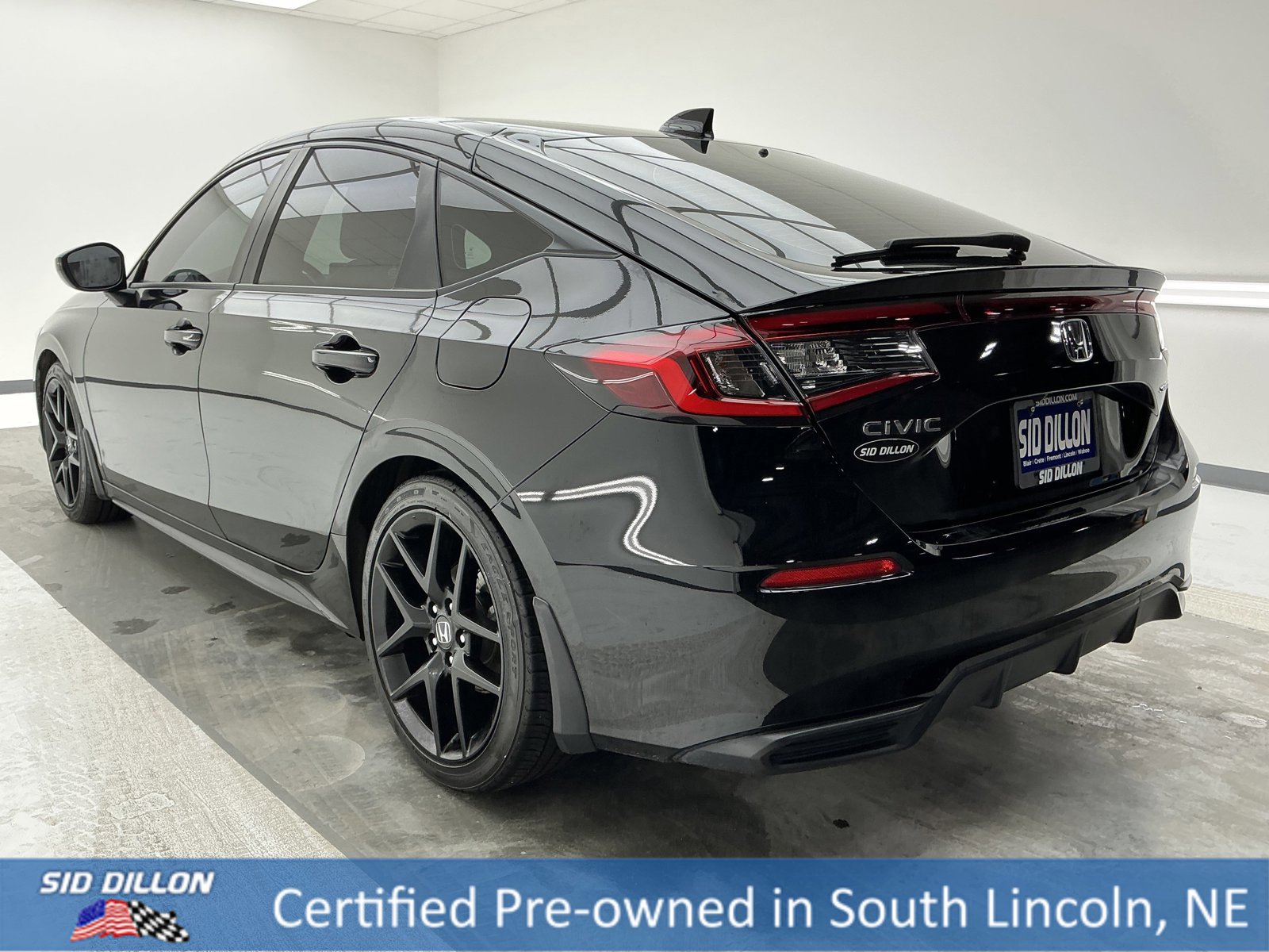 Used 2023 Honda Civic Sport image 6