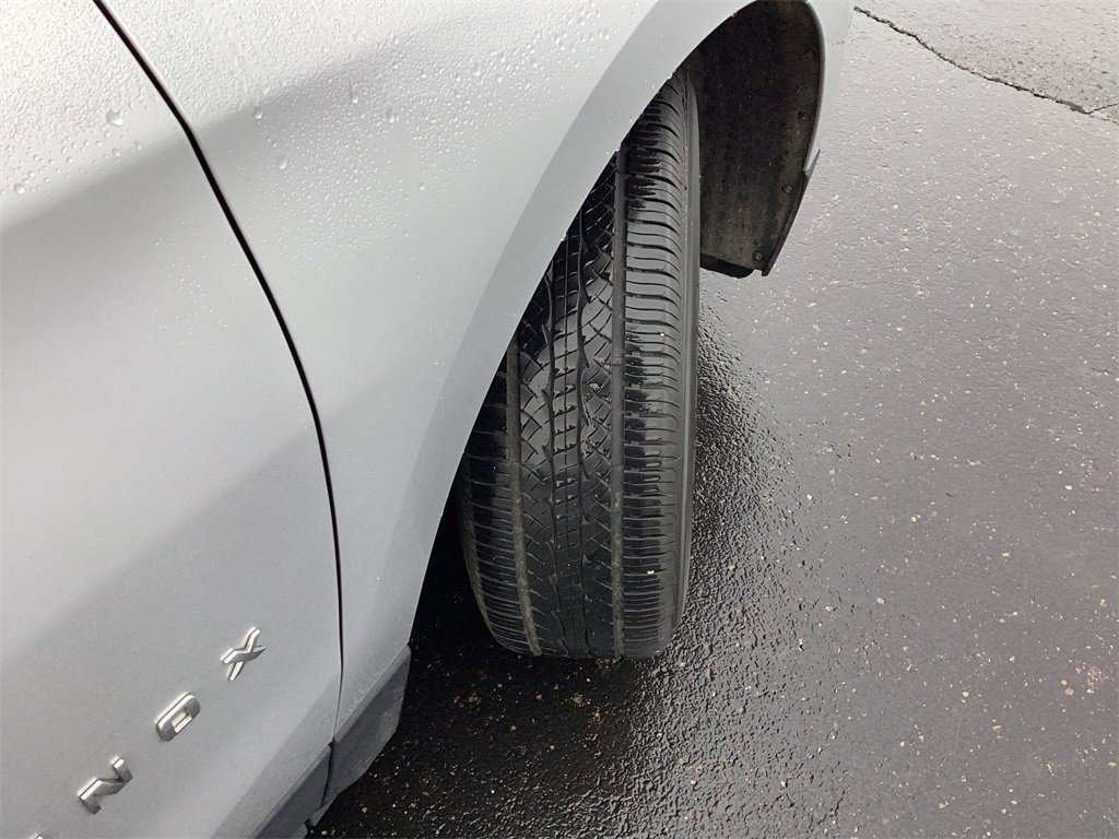 Used 2018 Chevrolet Equinox LS image 22