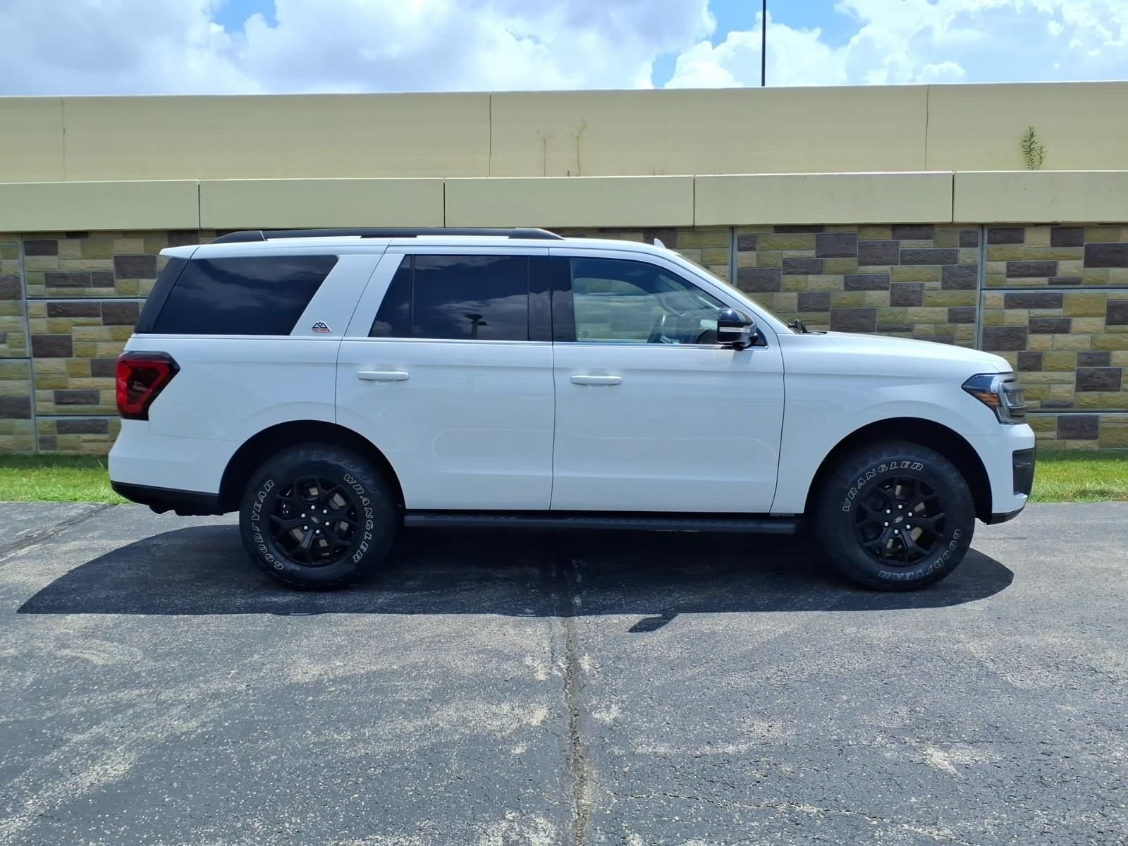 Used 2023 Ford Expedition Timberline AWD/4WD image 11