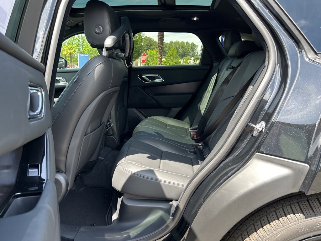 New 2026 Land Rover Range Rover Velar Dynamic SE image 5