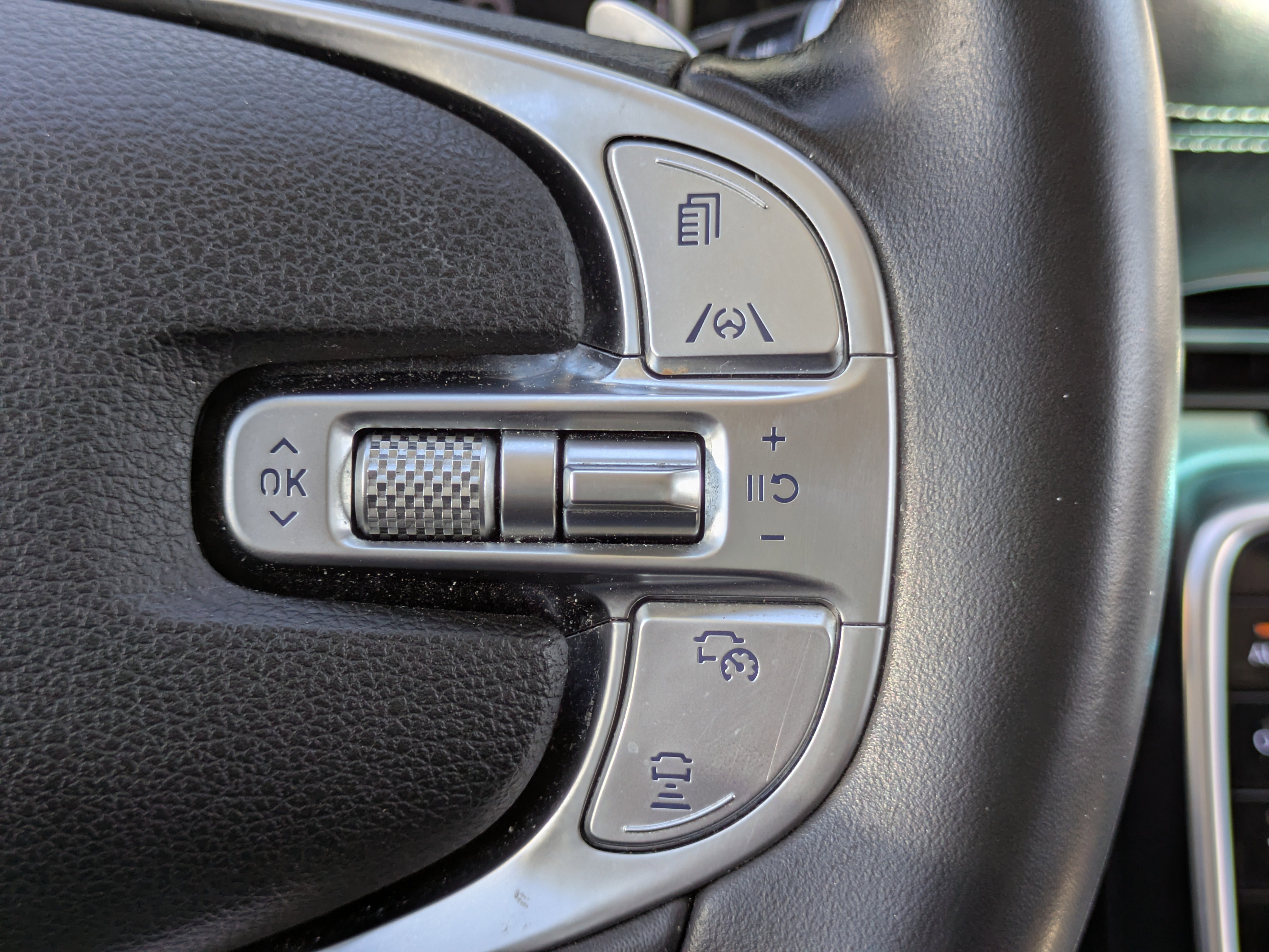 Used 2024 Genesis GV80 2.5T image 18