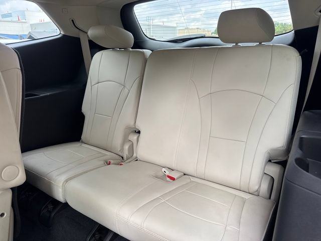 Used 2023 Buick Enclave Essence FWD image 12