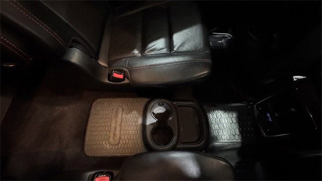 Used 2017 Dodge Durango R/T w/ Technology Group image 15