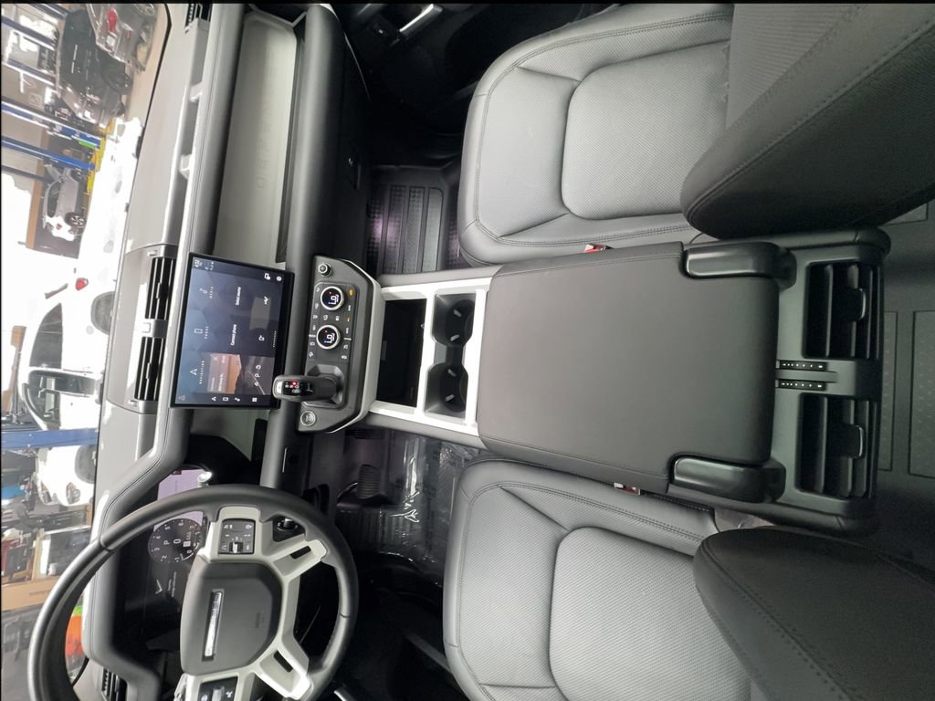 Used 2025 Land Rover Defender 110 S AWD/4WD image 37
