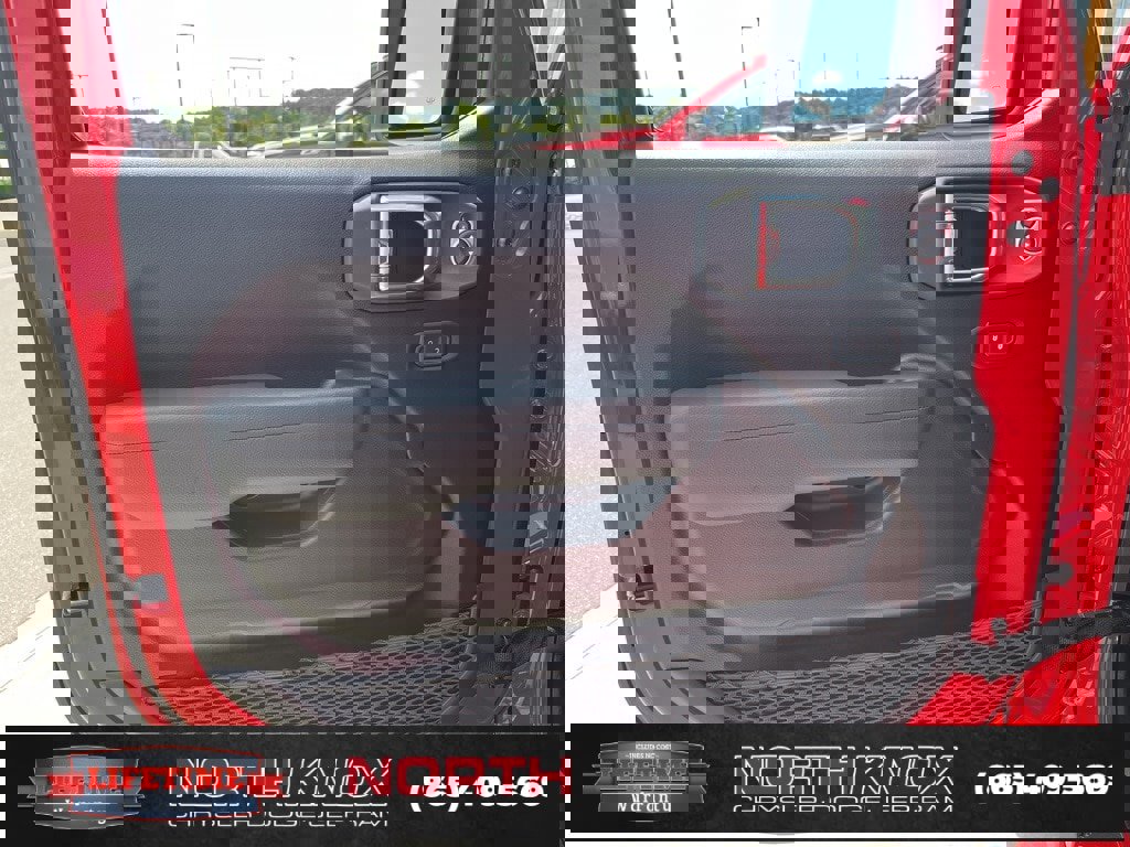 New 2025 Jeep Gladiator Sport image 5