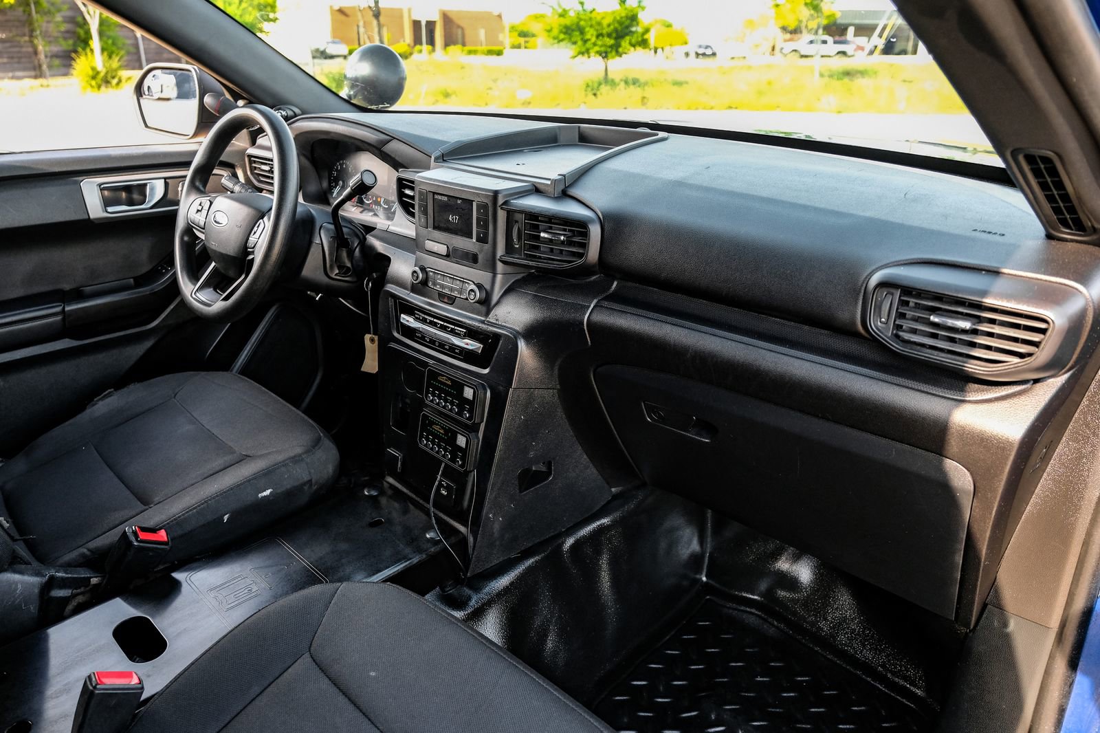 Used 2022 Ford Explorer 4WD Police Interceptor image 16