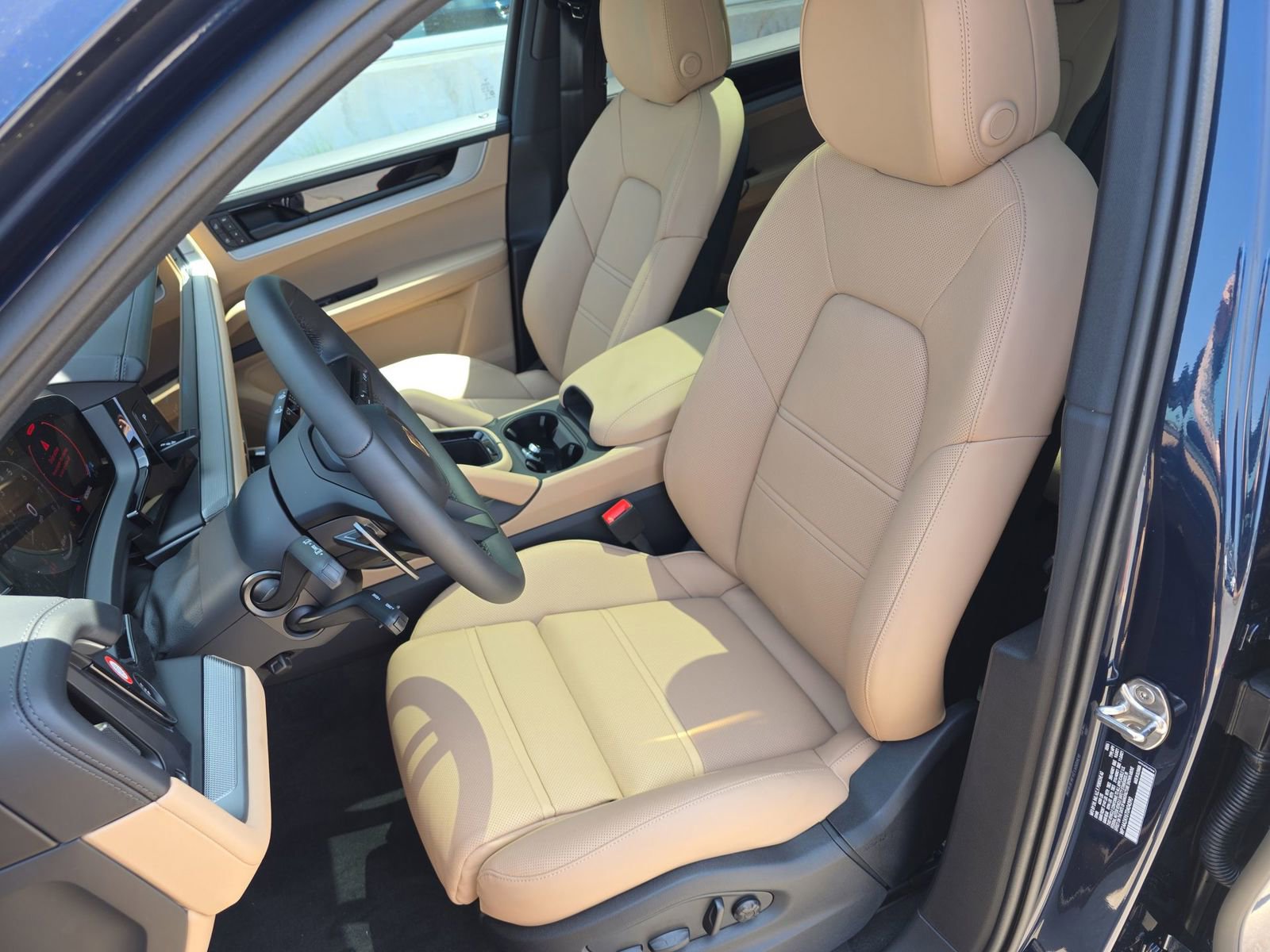 New 2026 Porsche Cayenne AWD/4WD image 5