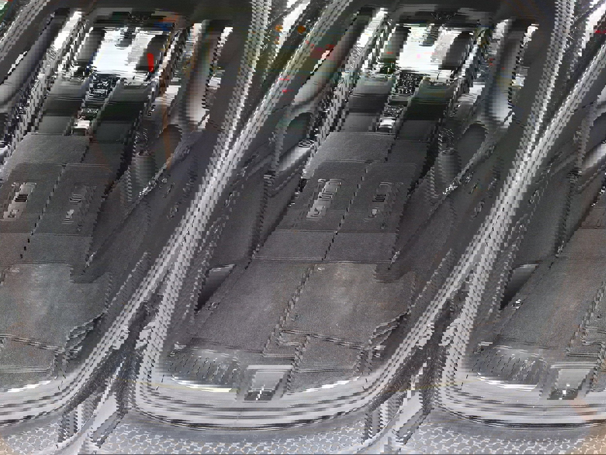 Used 2025 Dodge Durango GT image 15