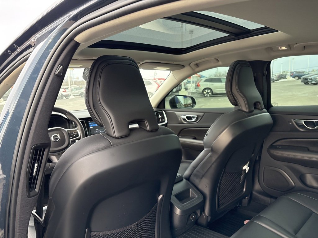 Certified 2023 Volvo S60 B5 Core w/ Climate Package image 28