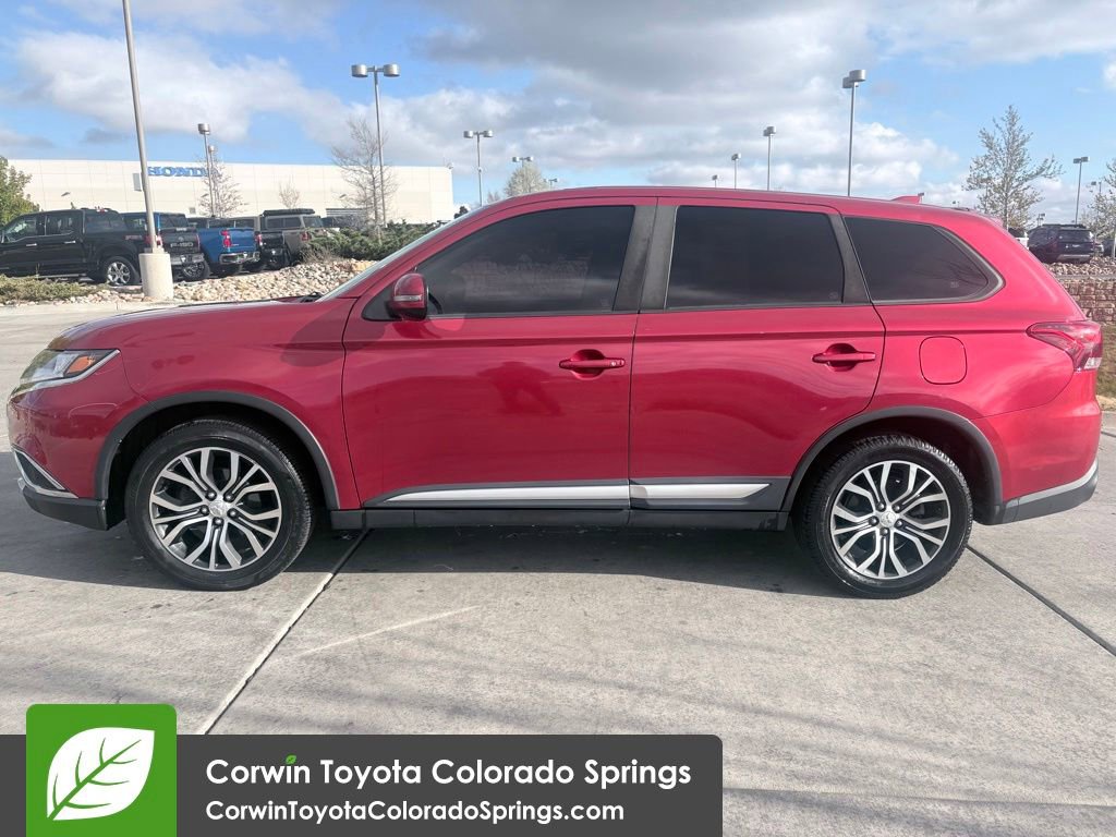 Used 2018 Mitsubishi Outlander SE AWD/4WD image 4