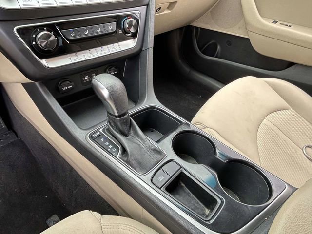Used 2019 Hyundai Sonata SE FWD image 16