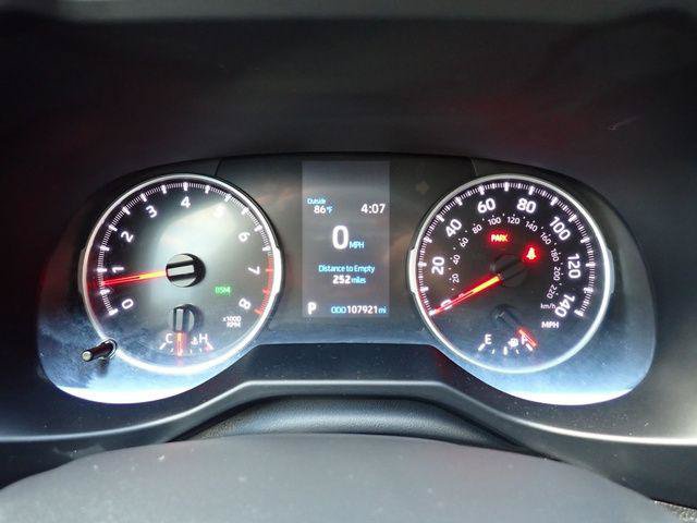Certified 2022 Toyota RAV4 XLE AWD/4WD image 29