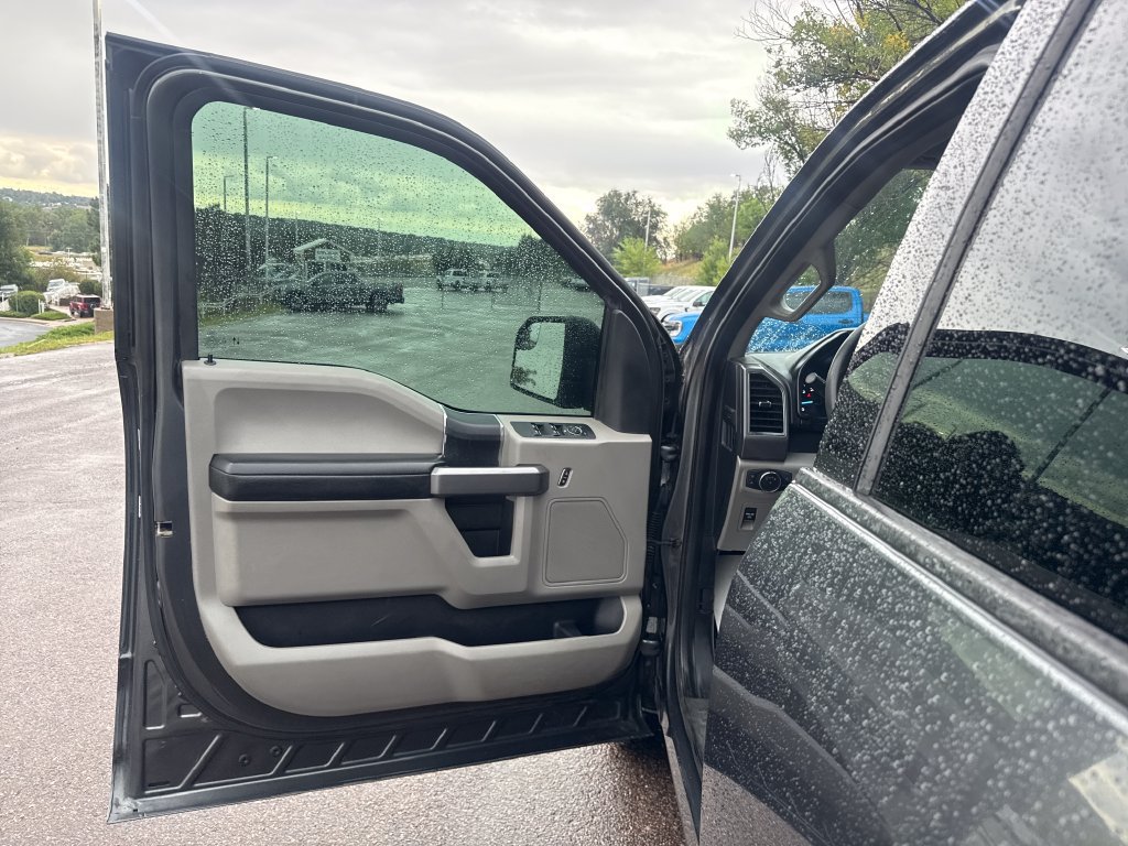 Used 2020 Ford F150 XLT w/ Trailer Tow Package AWD/4WD image 10