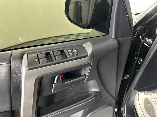 Used 2024 Toyota 4Runner SR5 Premium w/ Moonroof Package AWD/4WD image 17