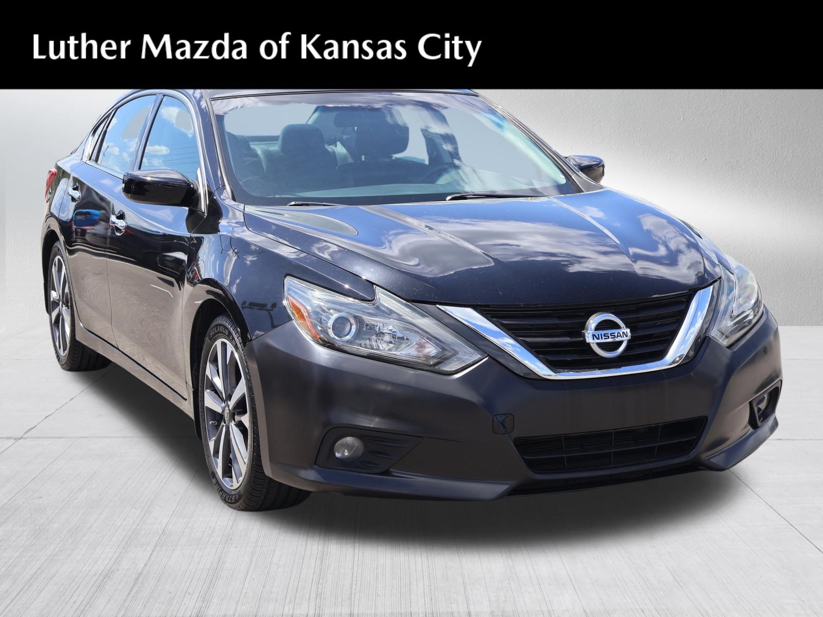 Used 2016 Nissan Altima 2.5 SR