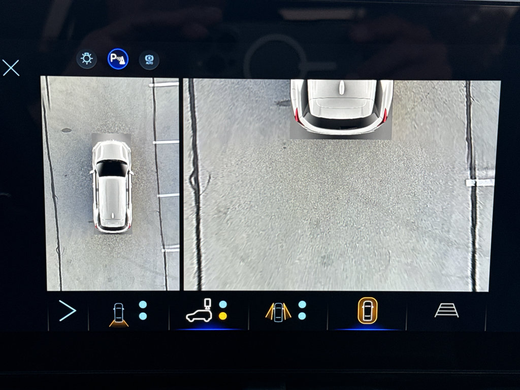 New 2027 Chevrolet Equinox RS w/ Safety and Technology Package FWD image 28