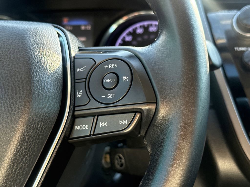 Used 2019 Toyota Camry SE FWD image 27