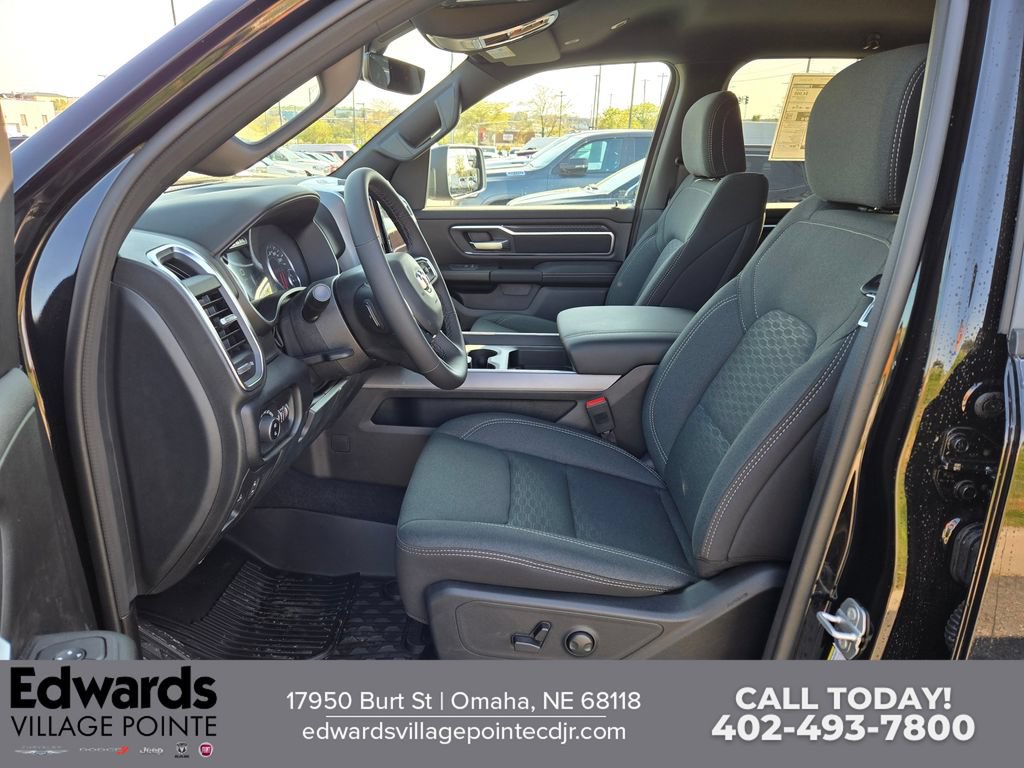 New 2026 RAM 1500 Big Horn AWD/4WD image 12
