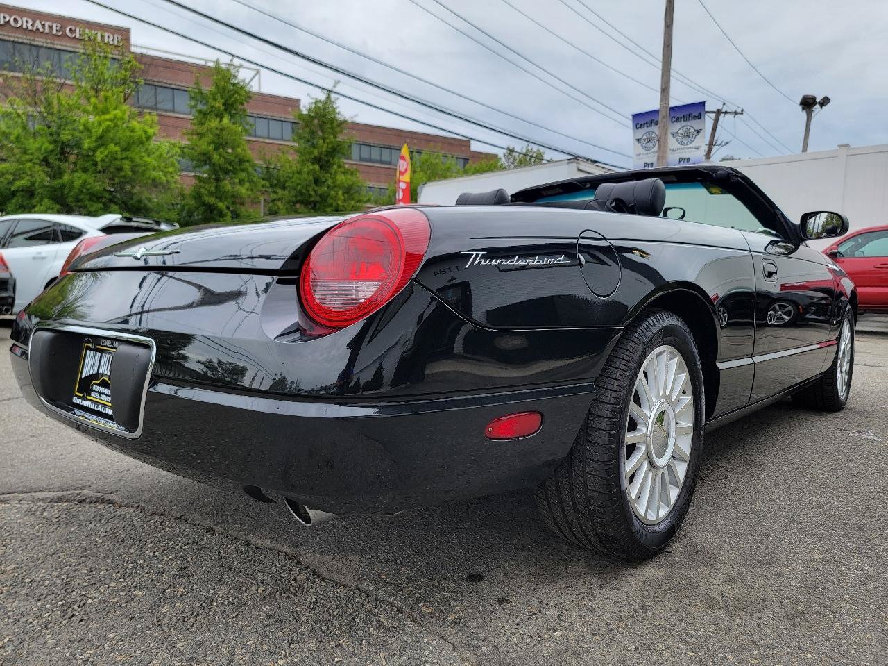 Used 2004 Ford Thunderbird RWD image 9