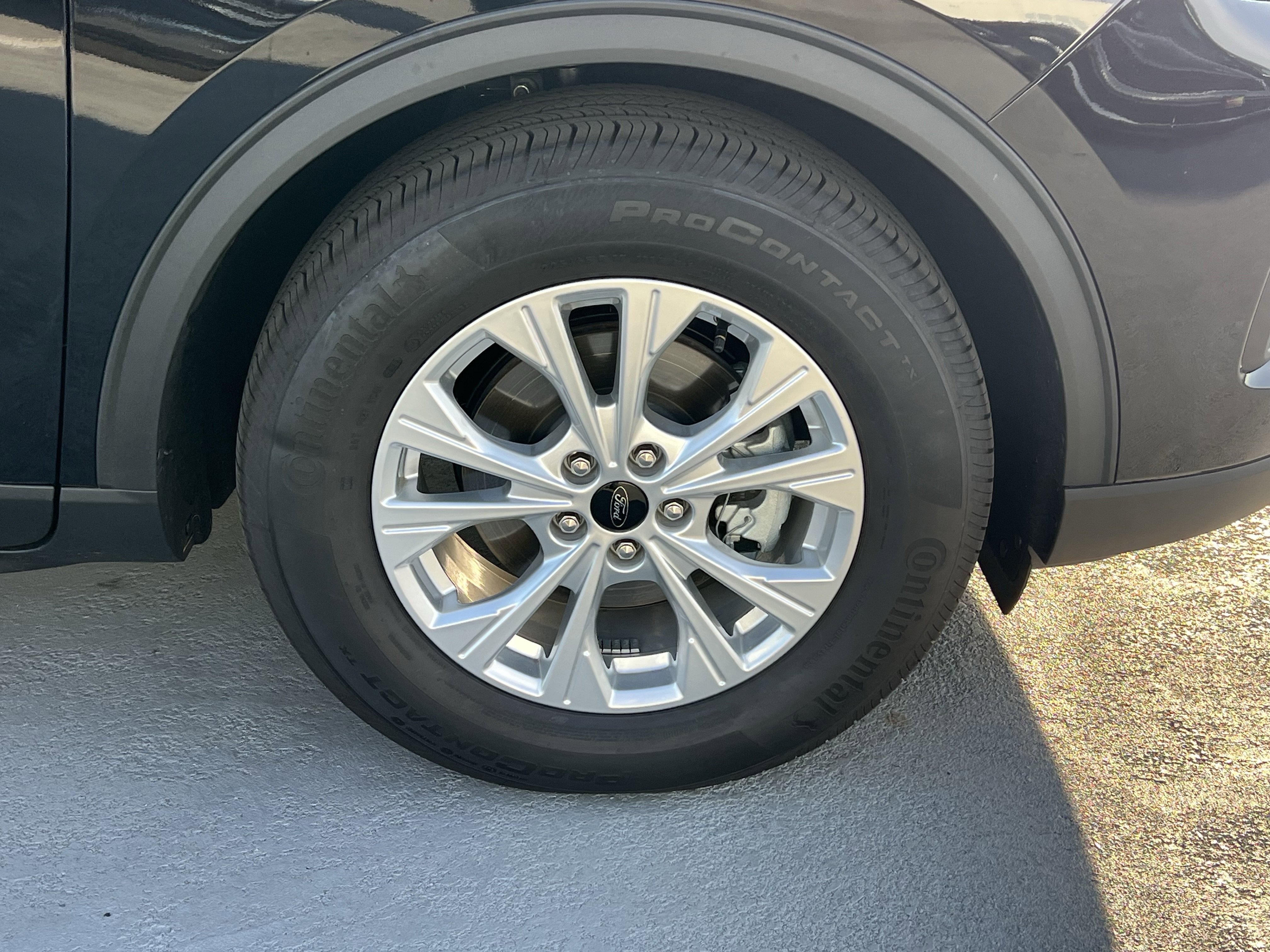 Used 2025 Ford Escape Active w/ Active Premium Tech Pack image 11