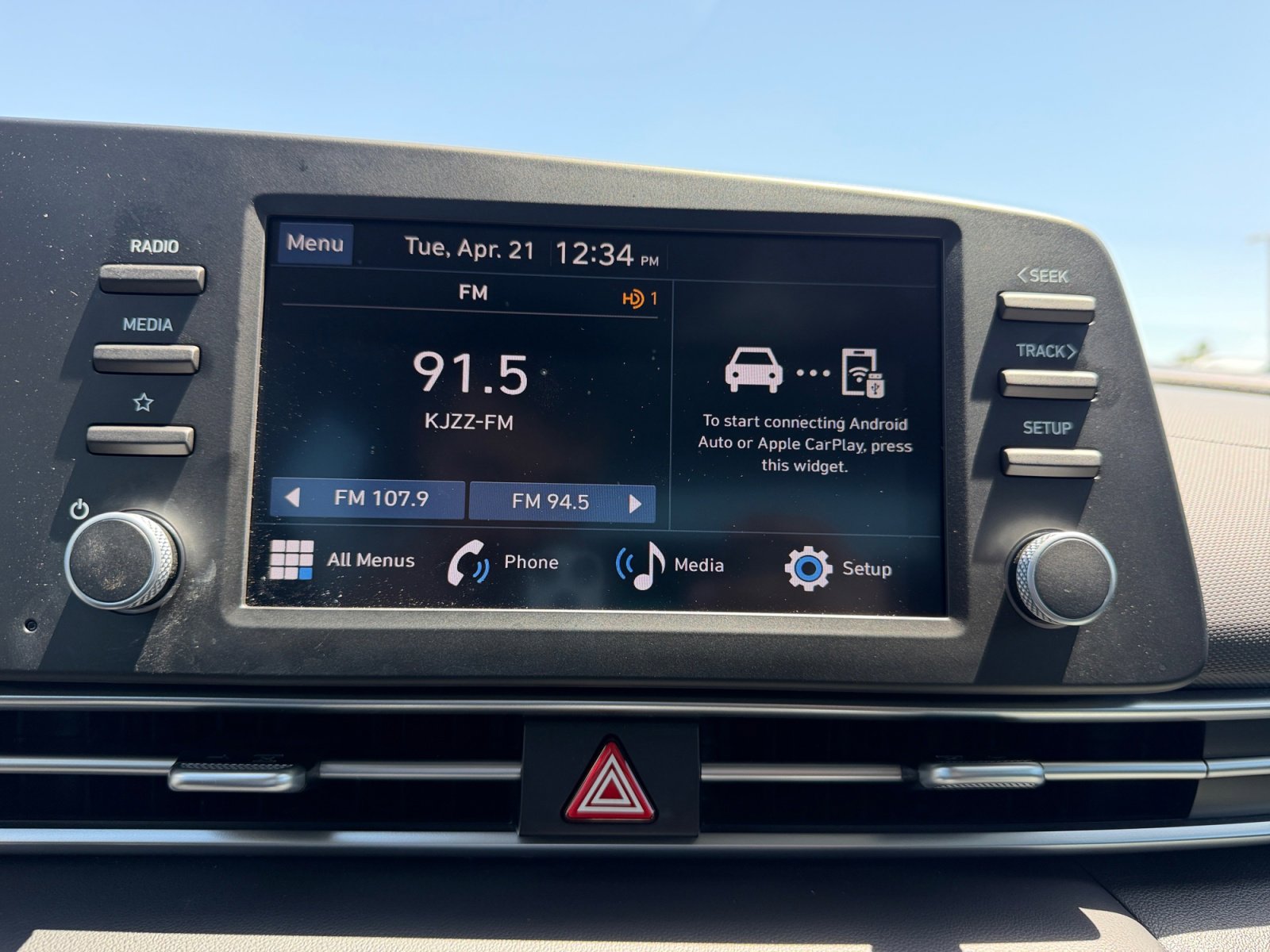 Certified 2025 Hyundai Elantra Sport FWD image 28