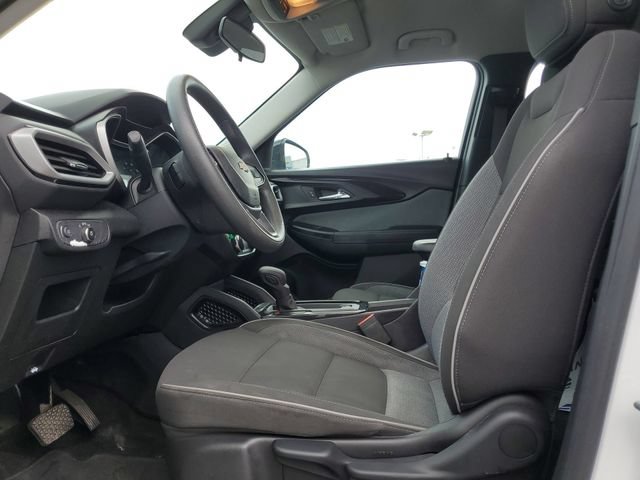 Used 2023 Chevrolet TrailBlazer LS AWD/4WD image 17