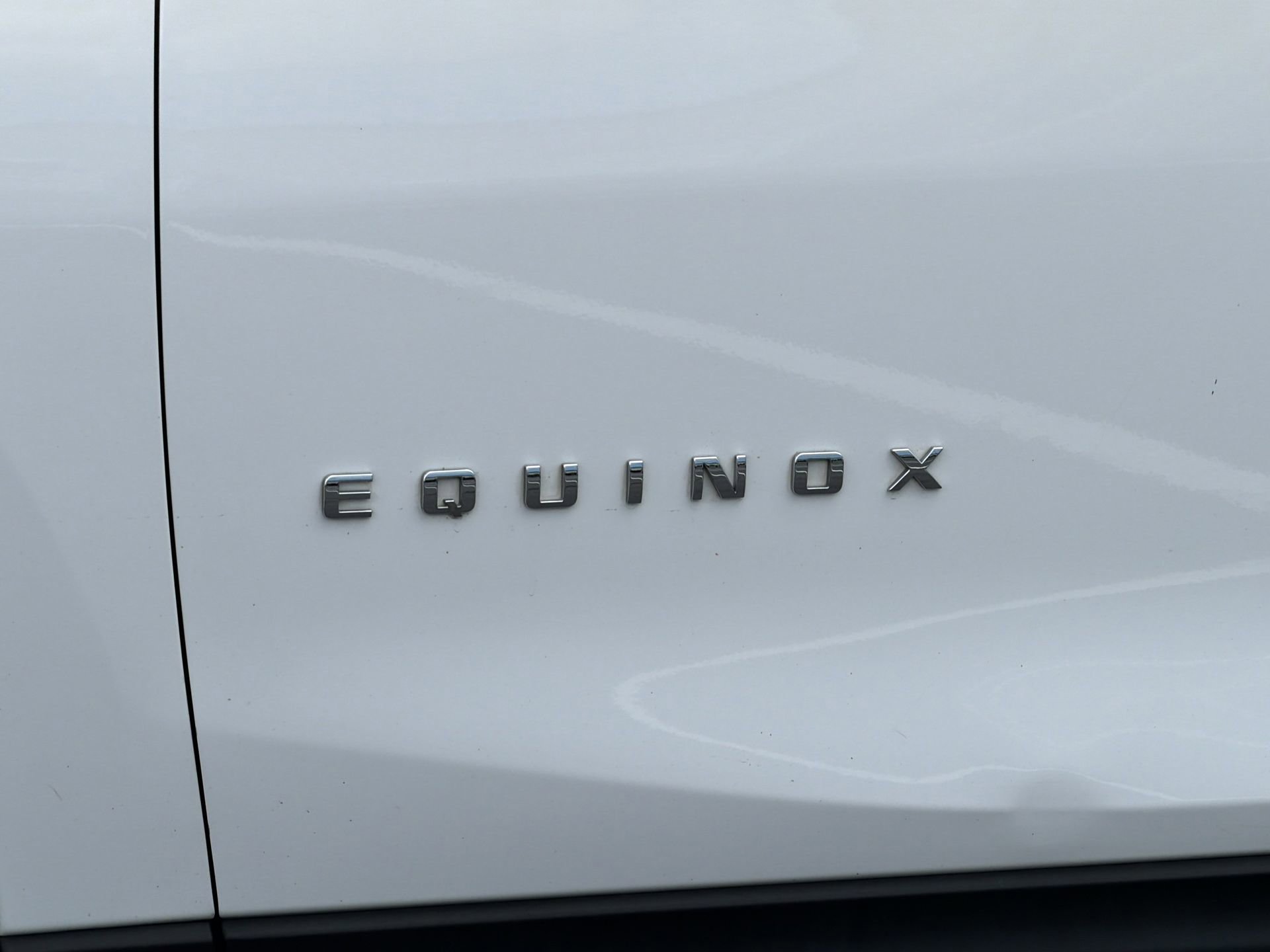 Used 2020 Chevrolet Equinox LS AWD/4WD image 32